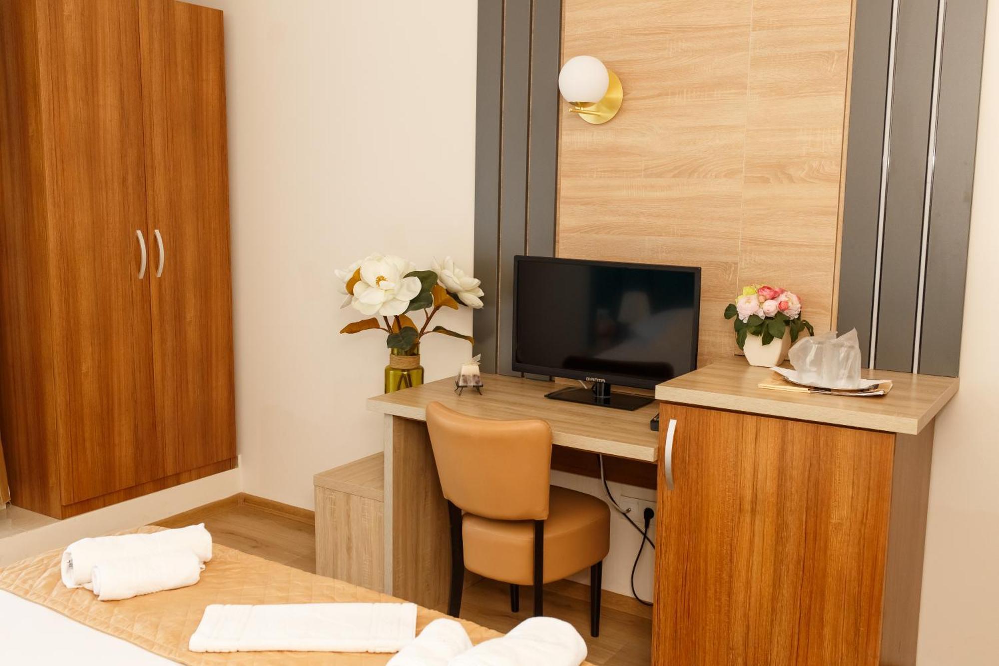 Astoria Patria Hotel Mamaia Ngoại thất bức ảnh